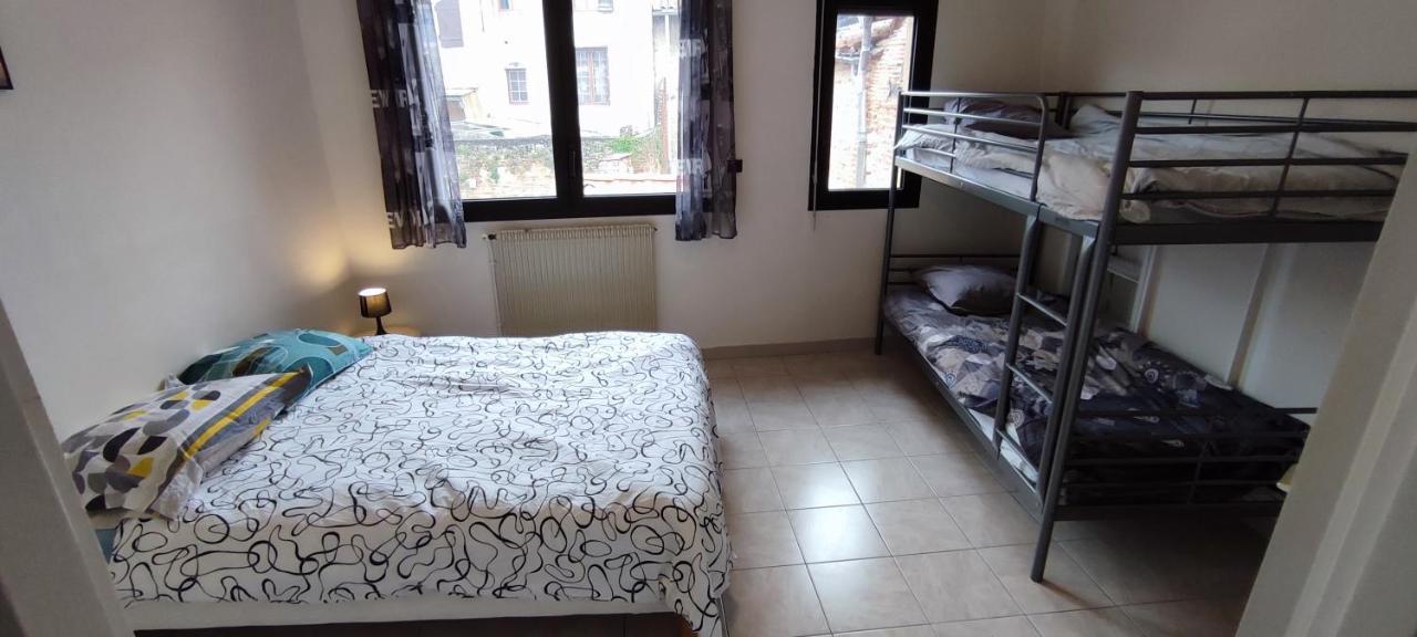 Hypercentre Grand Appartement Lumineux 3 Chambres Parking Agen Buitenkant foto